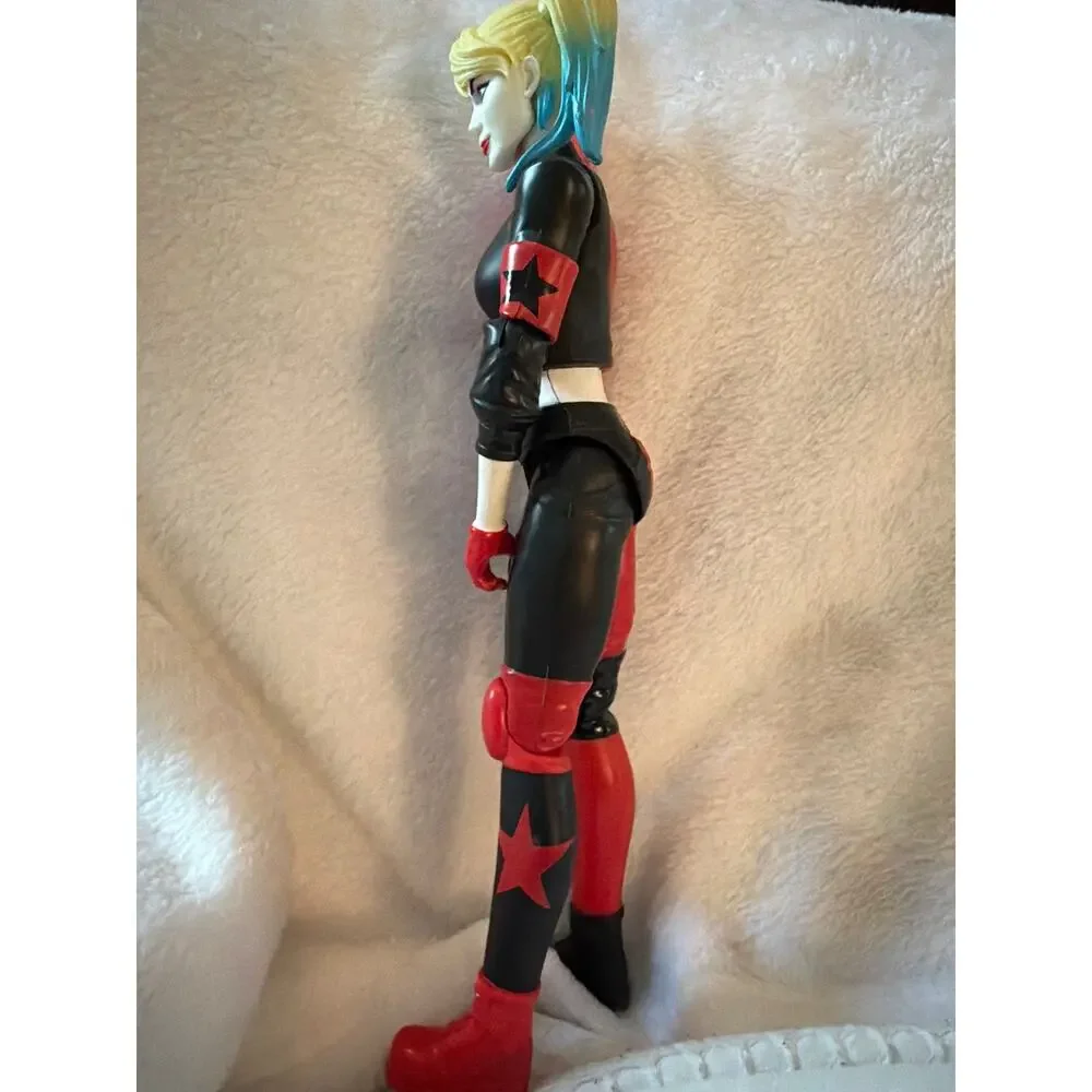 DC Comics Harley Quinn 12